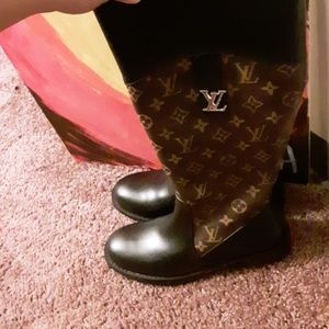 Louis vuitton leather boots
